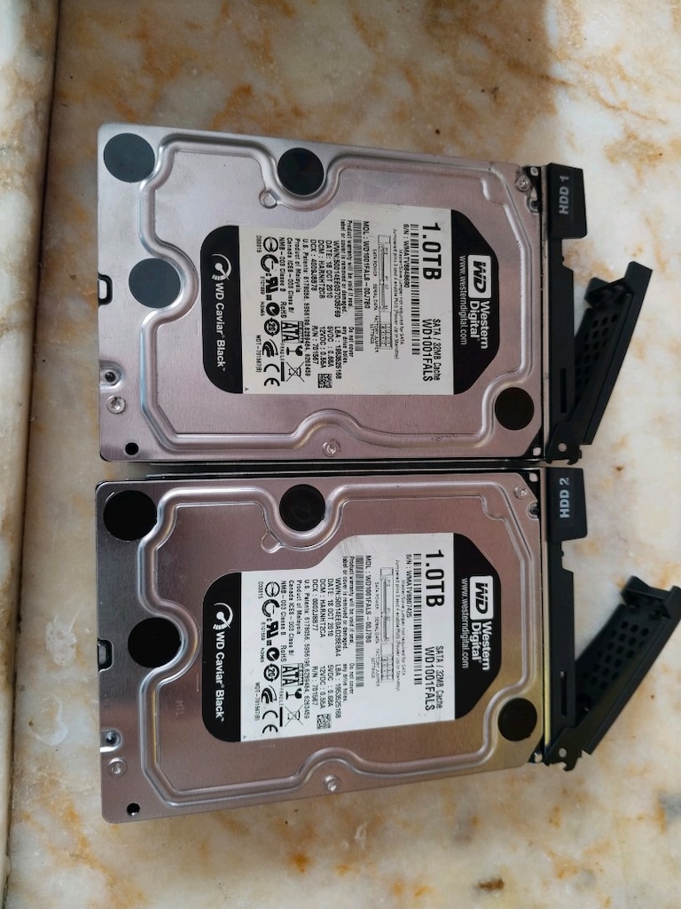 Qnap TS-219P+. Nas +2 TB hdd - 4