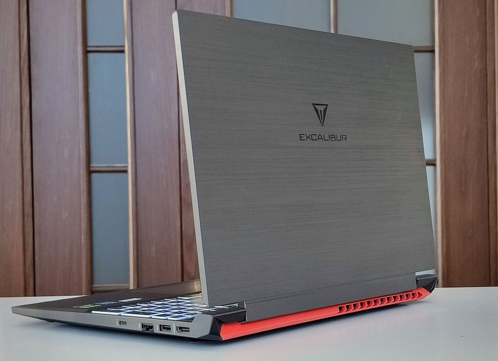 CASPER EXCALİBUR G870 İ7-12650H 16 RAM 1 TB SSD RTX 4060 144 HZ - 4