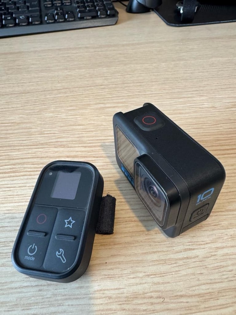 Gopro 10, kumanda, su altı kılıf, larj istasyonu, vs. - 2