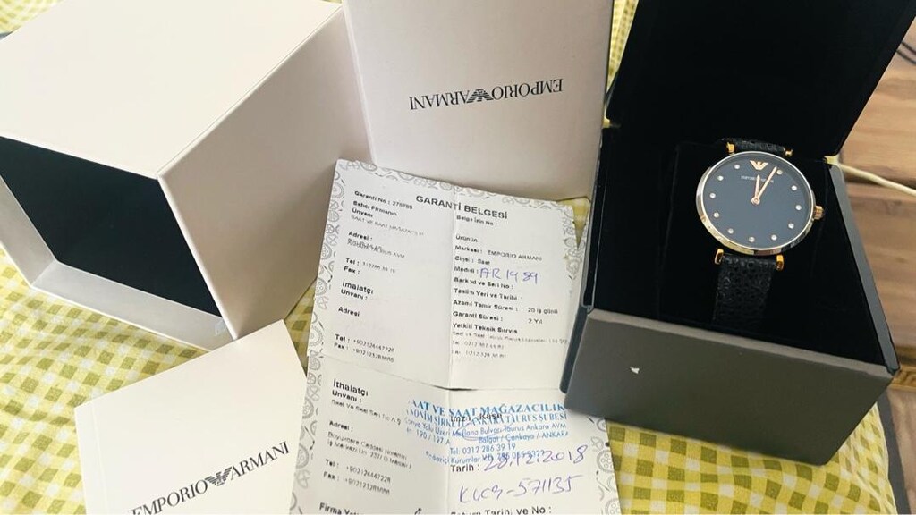 Kutulu Belgeli armani bayan saat - 5