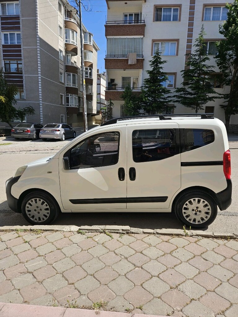 2011 Peugeot bipper 1.4 hdi comfort plas - 7