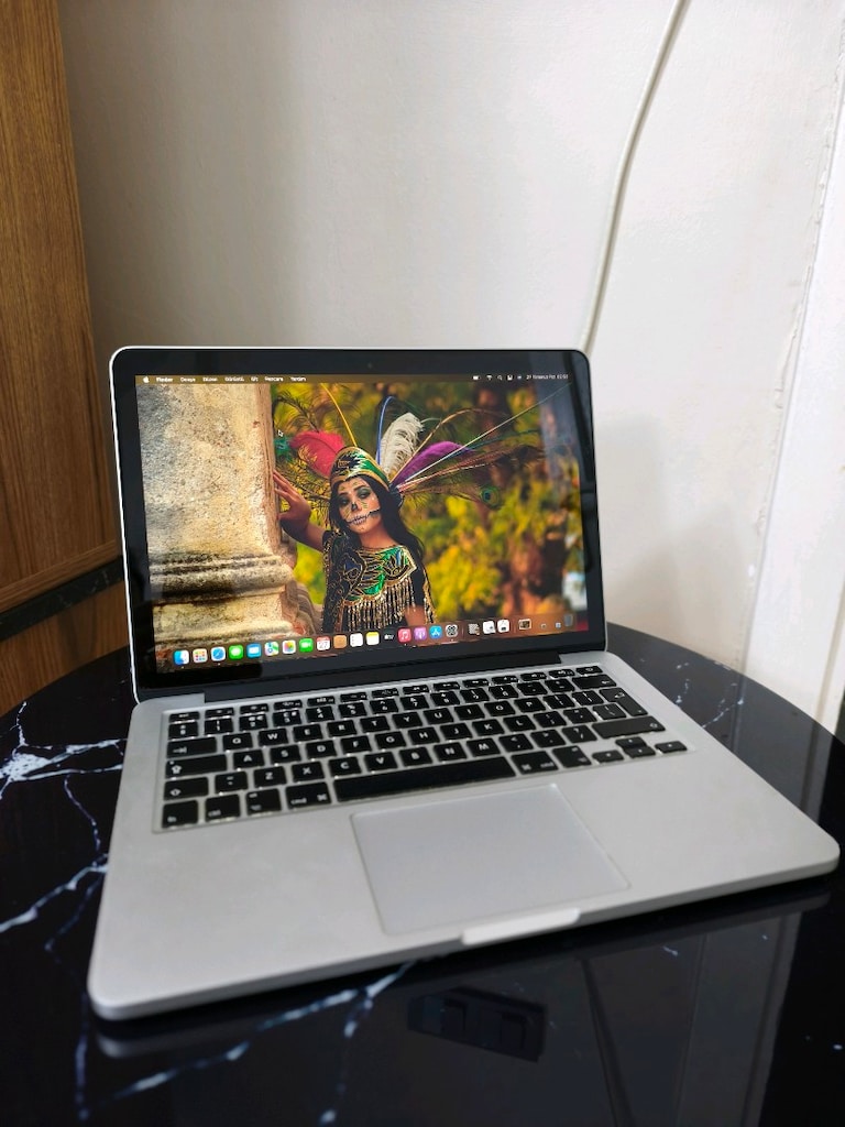Tertemiz Macbook Pro Retina - 5