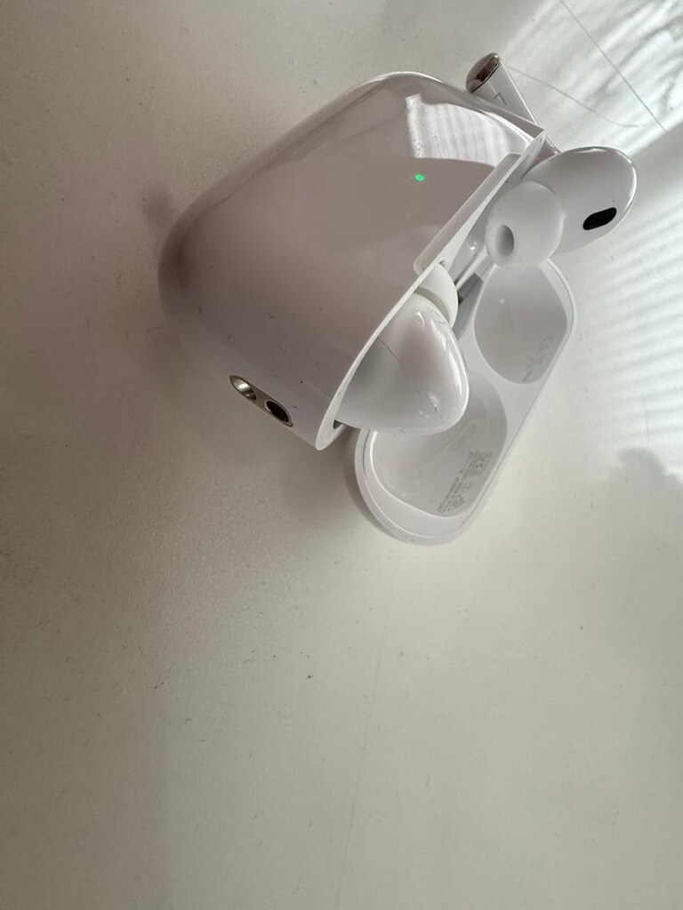 Apple airpods 2 pro - 4
