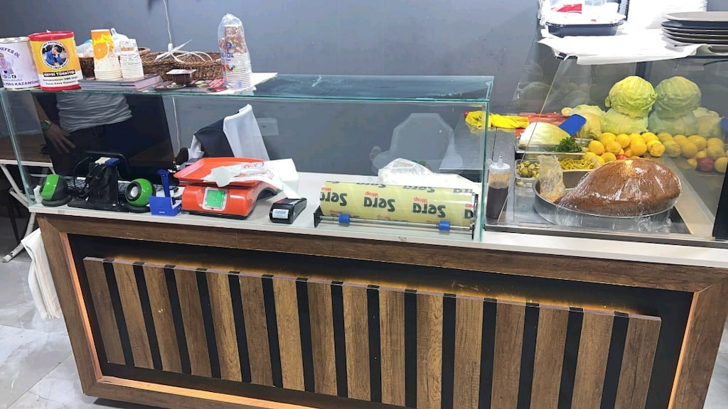 Çiğköfte tezgahı ve çalışma tezgahı - 2
