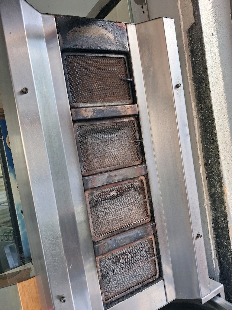 2.el satılık komple döner tezgahı camlarda dahıl - 3