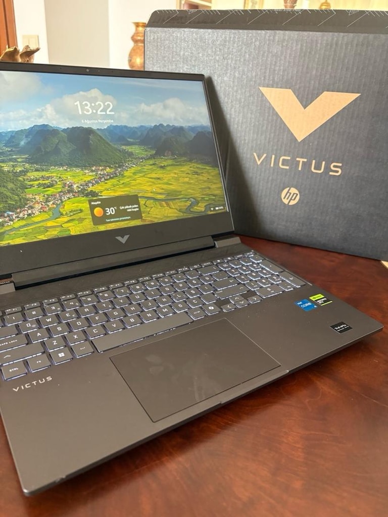 HP VICTUS LAPTOP - 2
