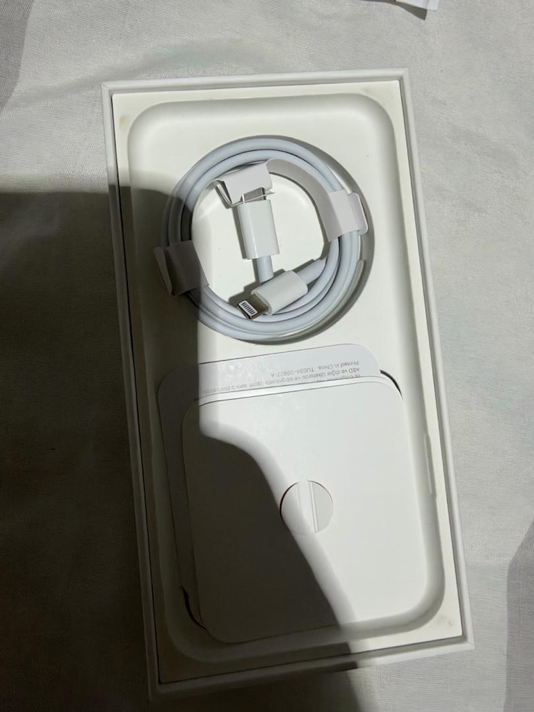 TERTEMİZ SORUNSUZ TR İPHONE 11 - 5