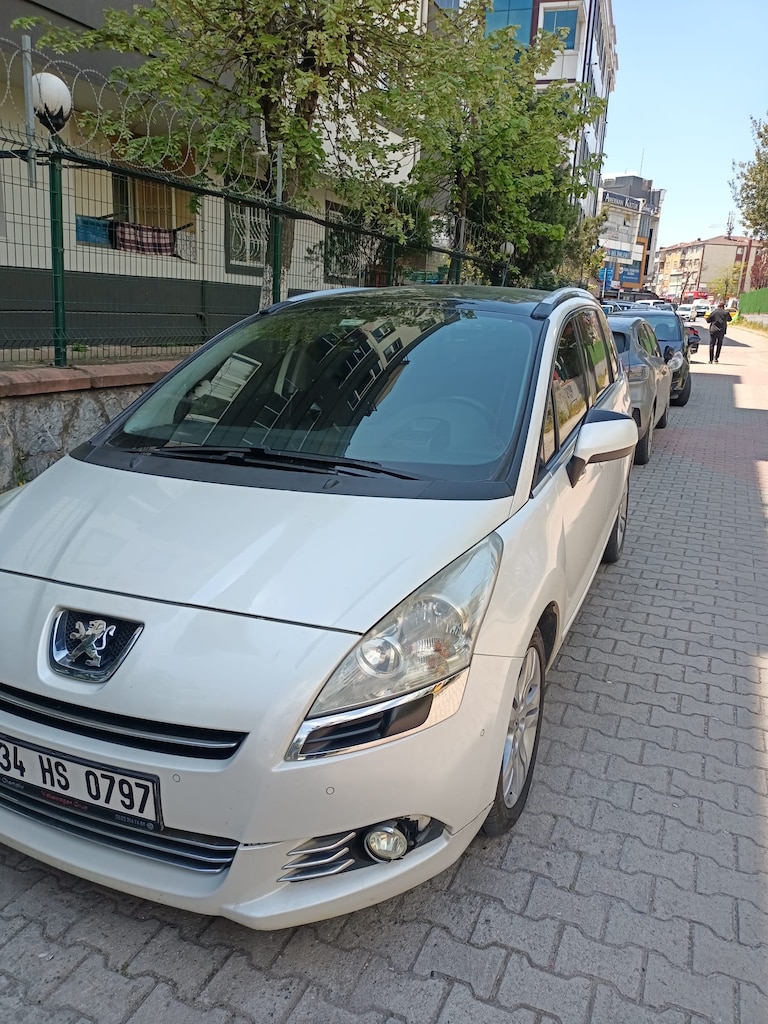 Peugeot 5008 Premium Pack 2011 Model Otomatik Cam Tavan - 2