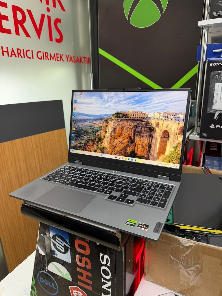 LENOVO LOQ RYZEN 5-7235HS 16 GB RAM 512 GB SSD RTX 3050 E.K - 2