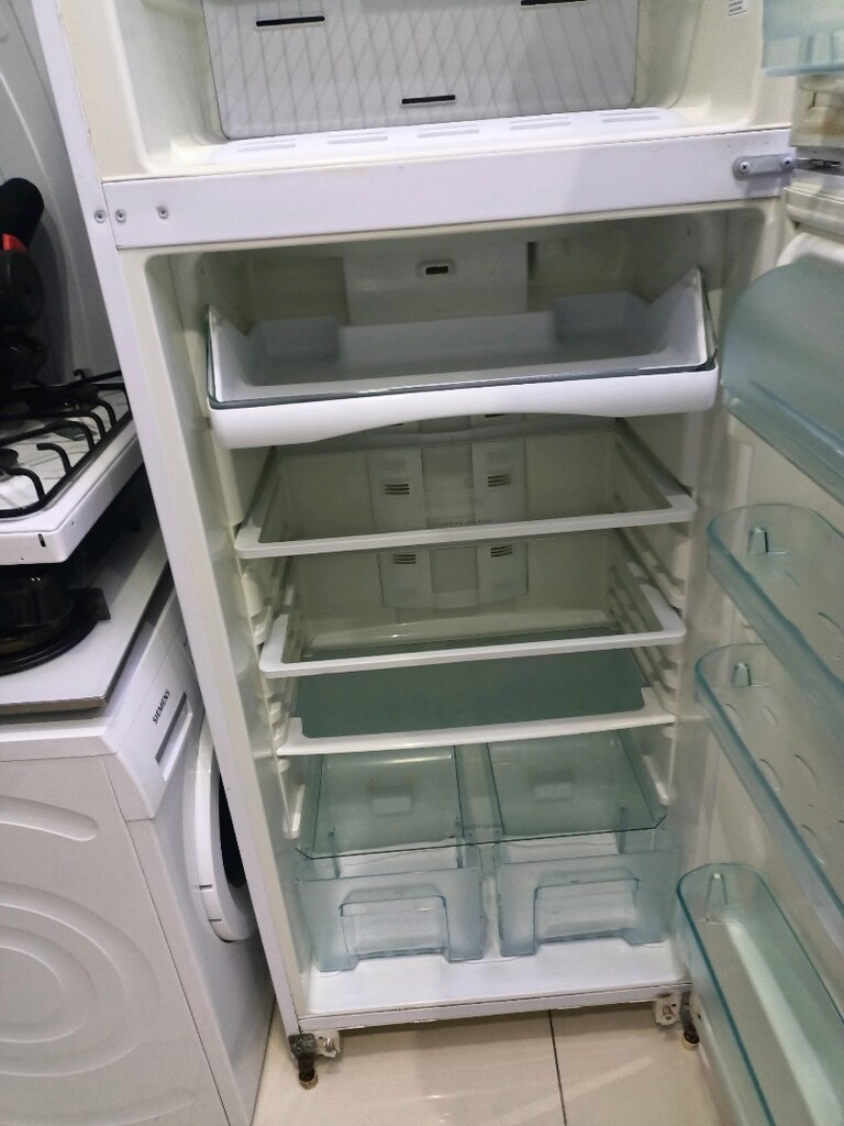 Ariston tertemiz No-Frost Buzdolabı - 8