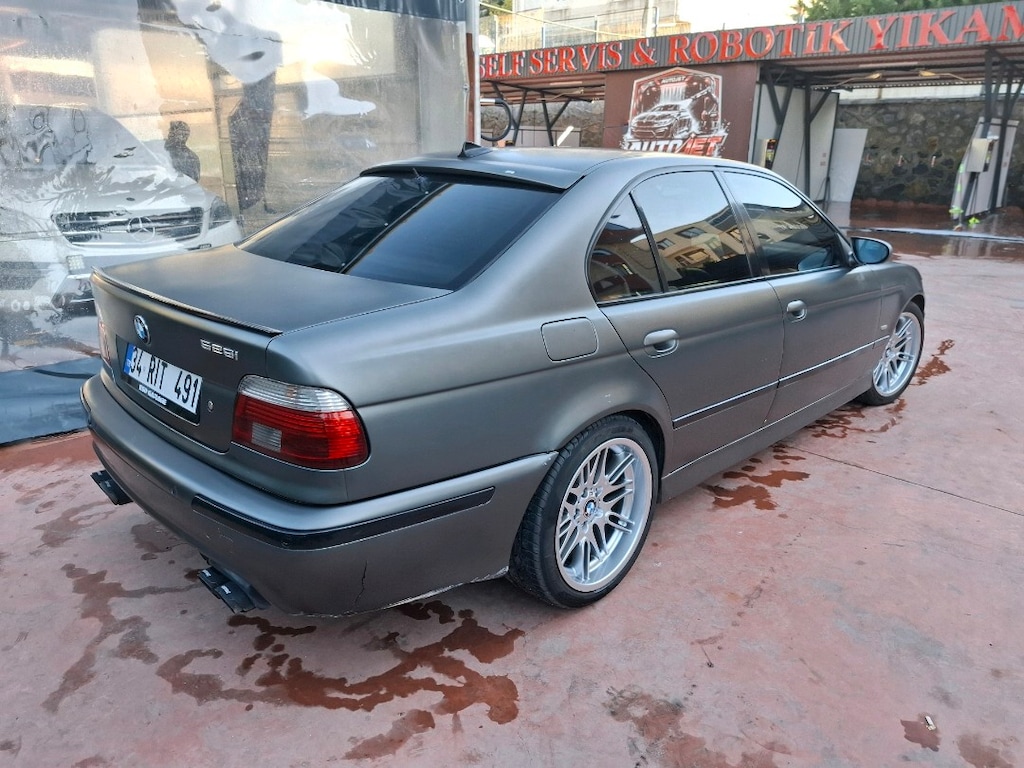 BMW E39 528IA - 2