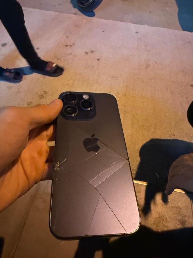 iPhone 15 Pro Hatasız YD 256Gb - 6