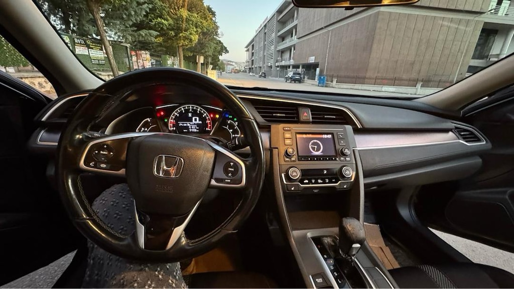 Honda Civic - 12