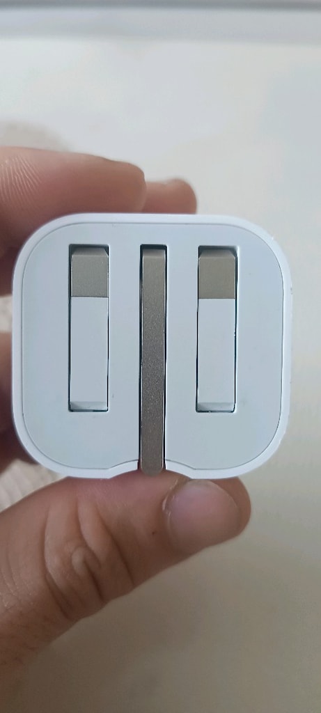 APPLE ŞARJ ADAPTÖRÜ - 4