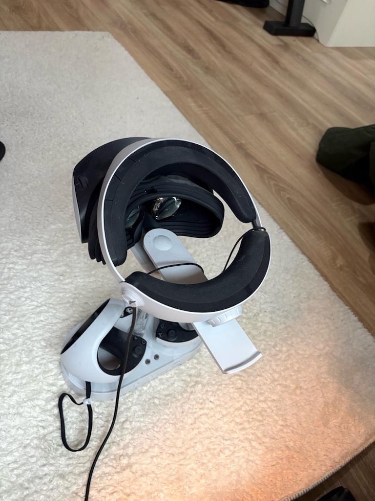 Sony PS5 VR2 – Temiz, Az Kullanılmış, Sorunsuz