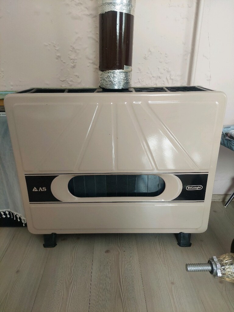 delonghi dogalgaz sobasi bacalariyla birlikte