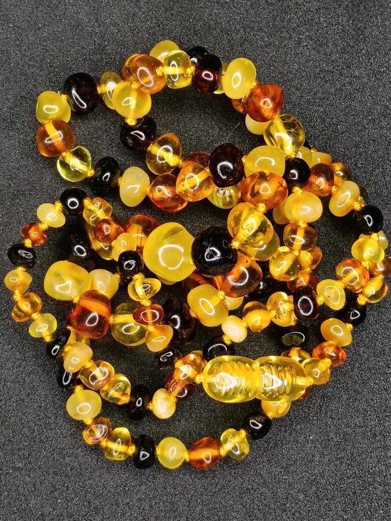 Doğal Kaya Damla Kehribar Kolye 9-10 gr. Aralığında - 3