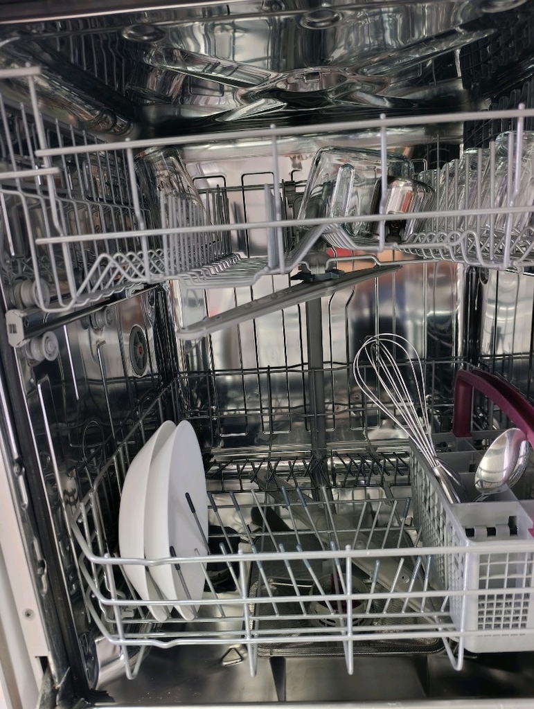 Temiz, Sorunsuz, Arçelik Bulaşık Makinesi model 6233 - 3