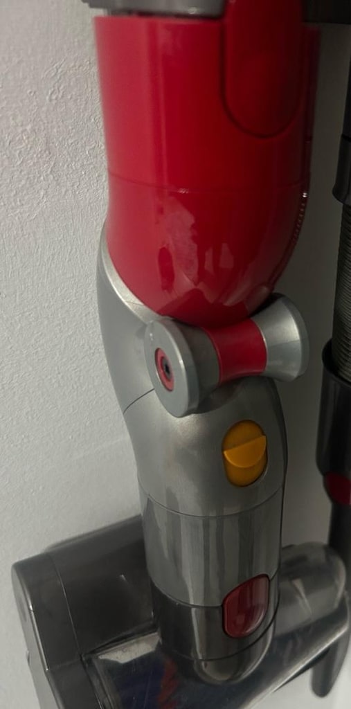 dyson v15 - 2