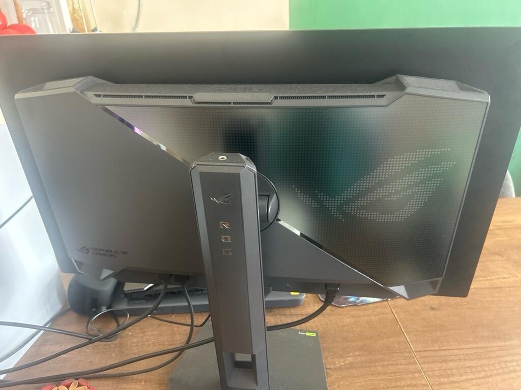 Asus Oled Gaming pc 27” - 2