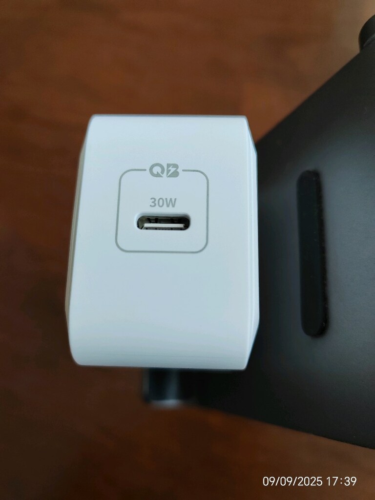 Spigen PowerArc ArcStation Pro 30W Hızlı Şarj Cihazı - 4