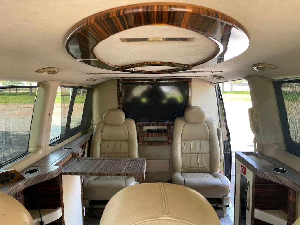 2010 CARAVELLE VİP OTOMATİK HUSUSİ OTOMOBİL - 11