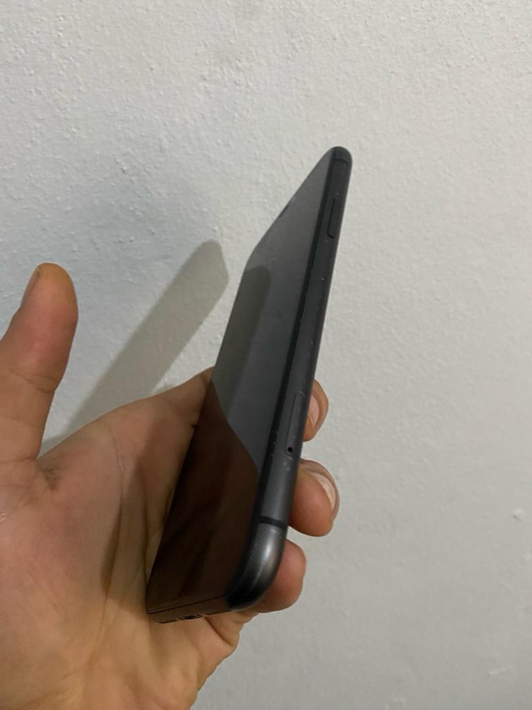Türkiye 128GB TEMİZ İPhone 11 Değişensiz - 2