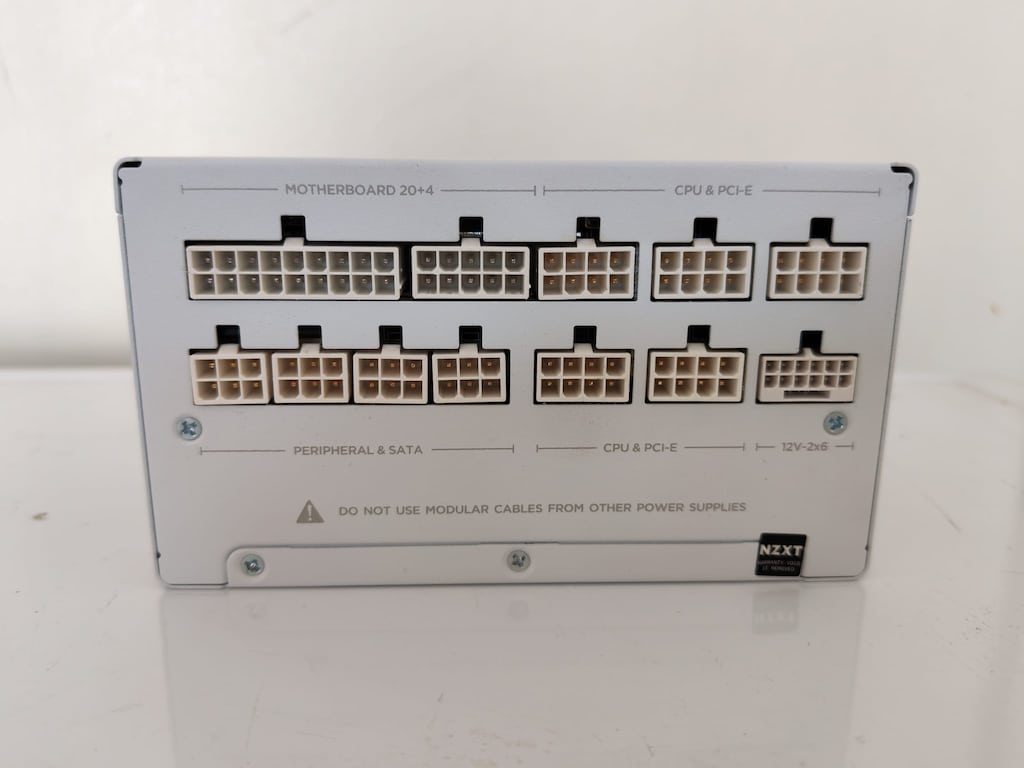 NZXT C1000 Gold PA-0G2BW-EU 1000W PSU Beyaz Güç Kaynağı ATX 3.1 - 8