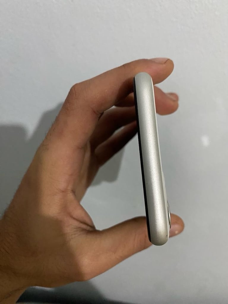Yurtiçi İphone 11 64GB TR KAYITLI - 2