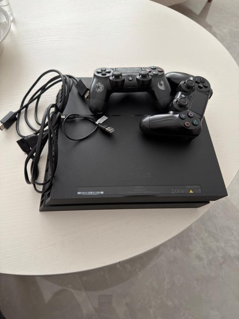 ps4 çift kol 1 TB - 2
