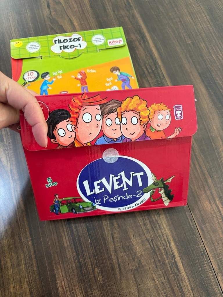 Çok Temiz / Bay Bayan Serisi + Levent ve Filozof Fiko Kutulu Çocuk Ki - 2