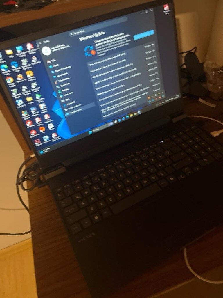 hp victus pc mi satıyorum - 2