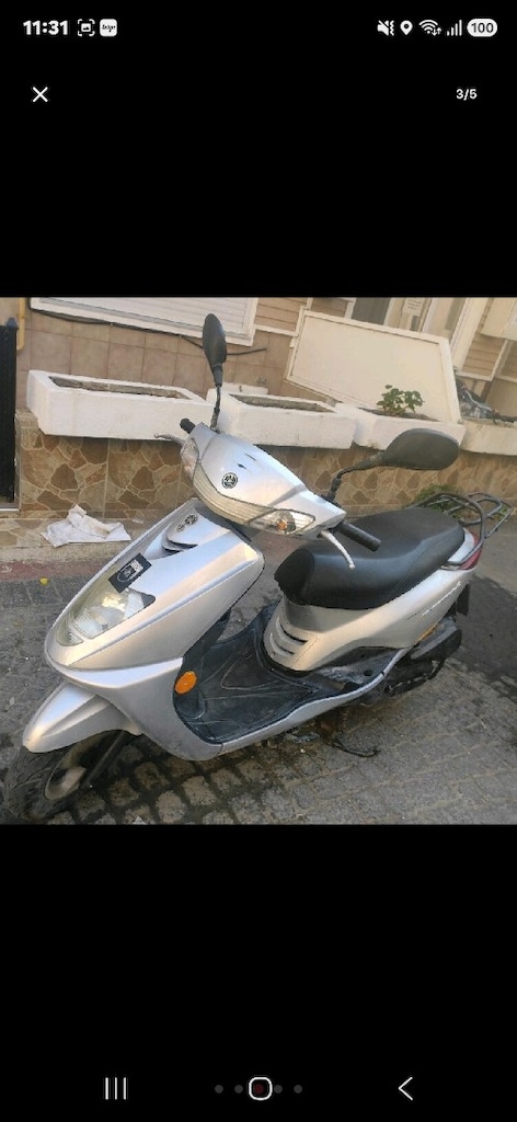 yamaha 100 cc cygnus L - 2