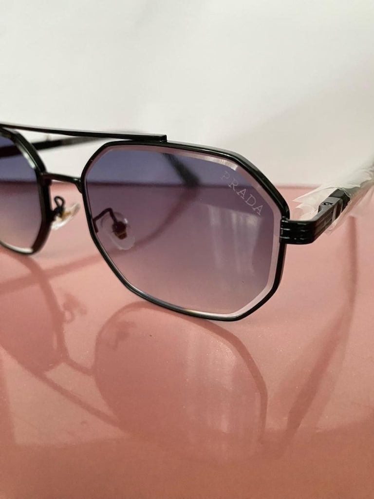 Prada erkek uv400 korumalı cam ital mavi tonları koyudan açıga ilerler - 2