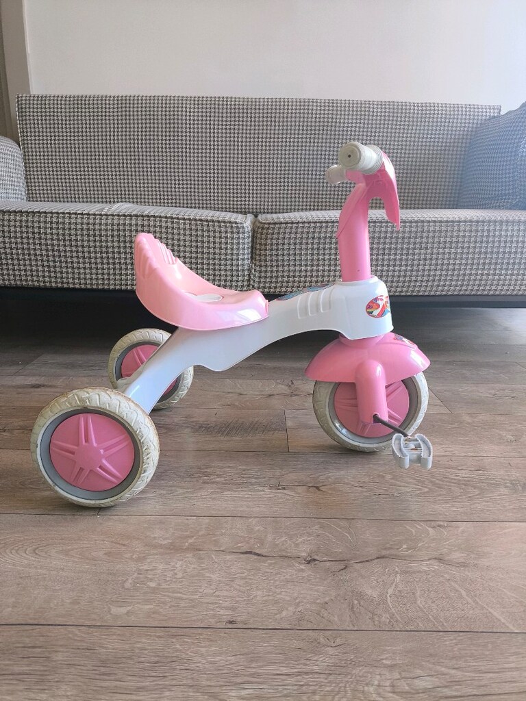 Pembe Beyaz Çocuk Üç Tekerlekli Pedallı Bisiklet - 3