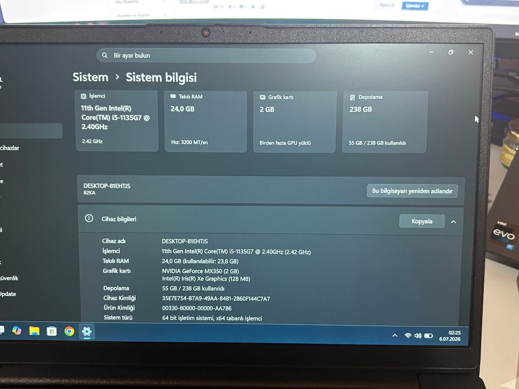 Lenovo V14 G2-ITL Notebook i5 11. nesil 24gb ram 2gb ekran kartı - 8