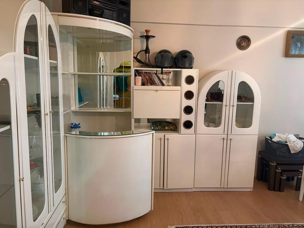 Barlı Vitrin Takımı - 5