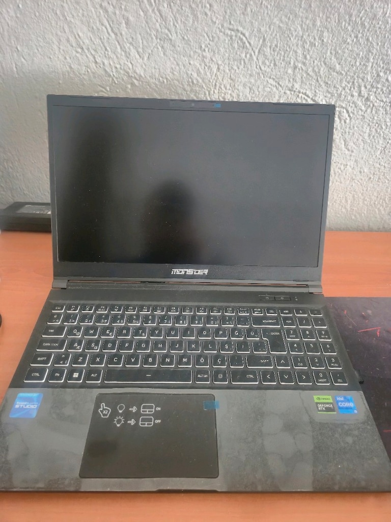 SIFIR AYARINDA Monster Abra A5 V20.4.2 RTX 4050li Güçlü Oyun Laptopu - 2