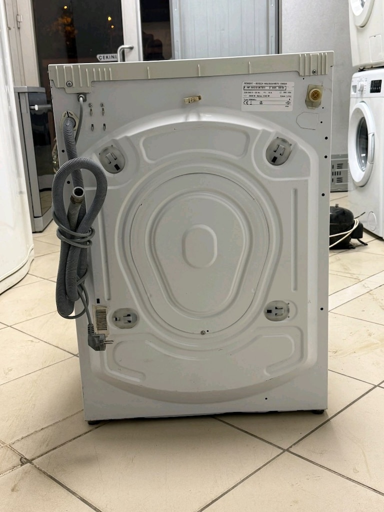Tertemiz 7 kiloluk bosch çamaşir makinesi Sağlam Çalışıyor hiçbir sıkı - 3