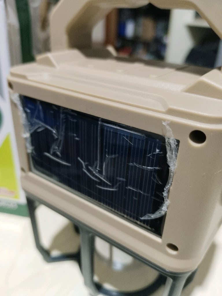 YENİ KUTUSUNDA 3 FONKSİYONU OLAN SARZLİ VE GÜNEŞ ENERJİLİ LED LAMBA - 8