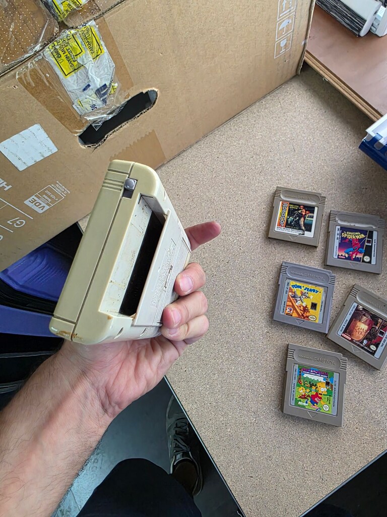 Nintendo Game Boy + 5 Adet Orijinal Kaset - 6