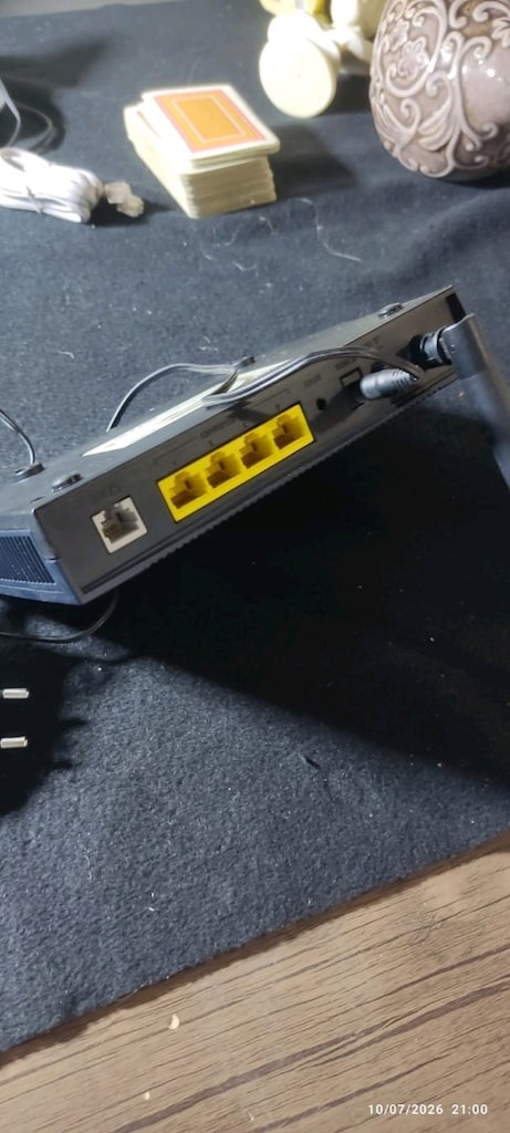 Zyxel P-660HW-T1 ADSL2 modern - 5