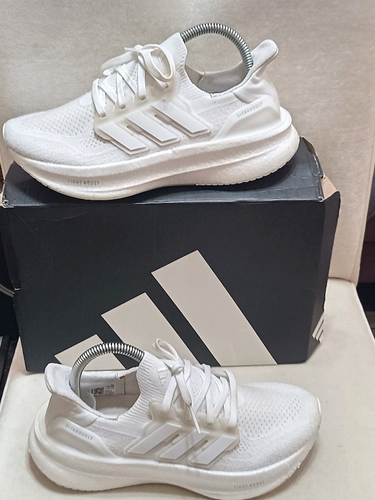 Adidas Ultraboost 5 Orjinal sıfır gibi üründür - 5
