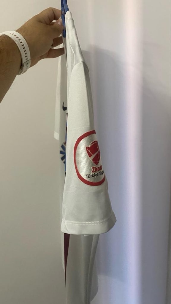 TRABZONSPOR KOLEKSİYONLUK FORMA - 3