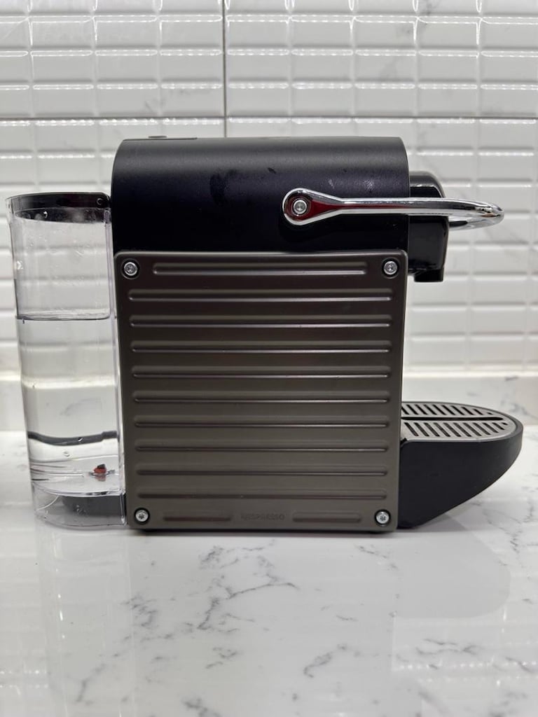 Nespresso C61 Kahve Makinesi + Süt Köpürtücü | Çok Az Kullanıldı - 2