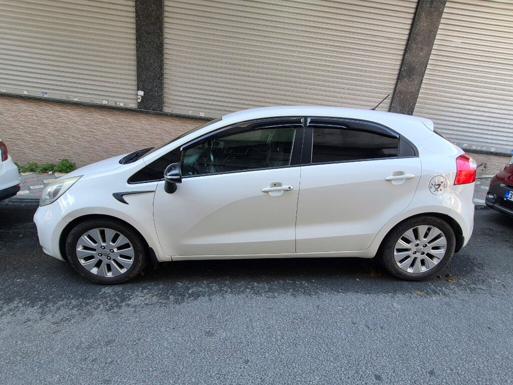 SAHIBINDEN DEĞİŞENSİZ 2013 1.4 DIZEL KIA RIO FANCY - 9