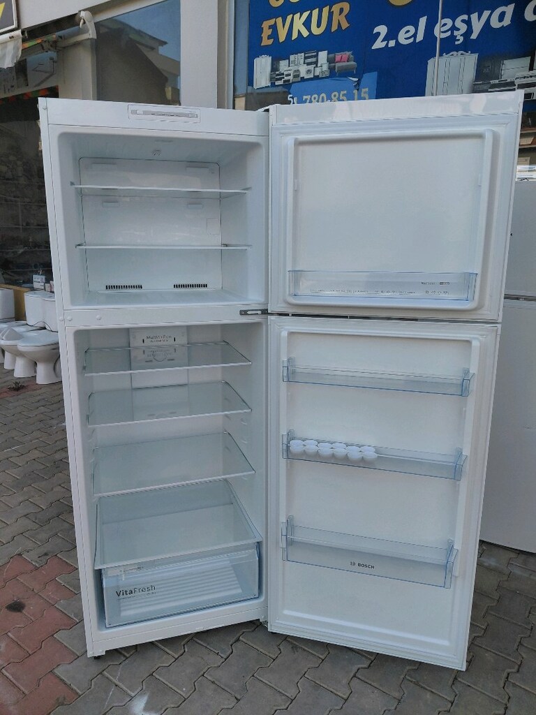 Bosch no frost buzdolabı az kullanılmış sıfır ayarında tertemiz - 3