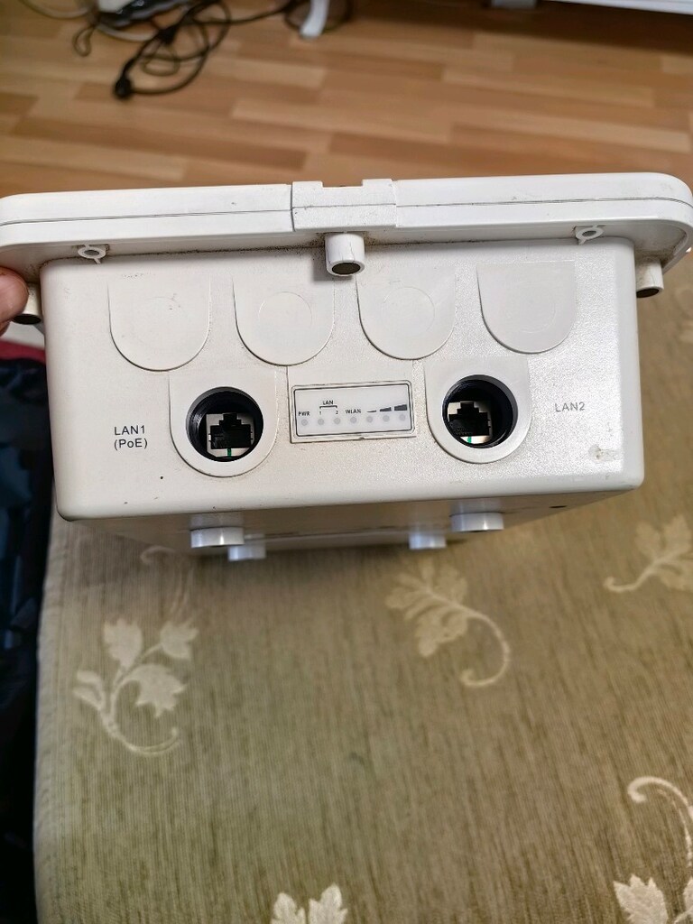 EnGenius ENH210EXT 300 Mbps Access Point - 3