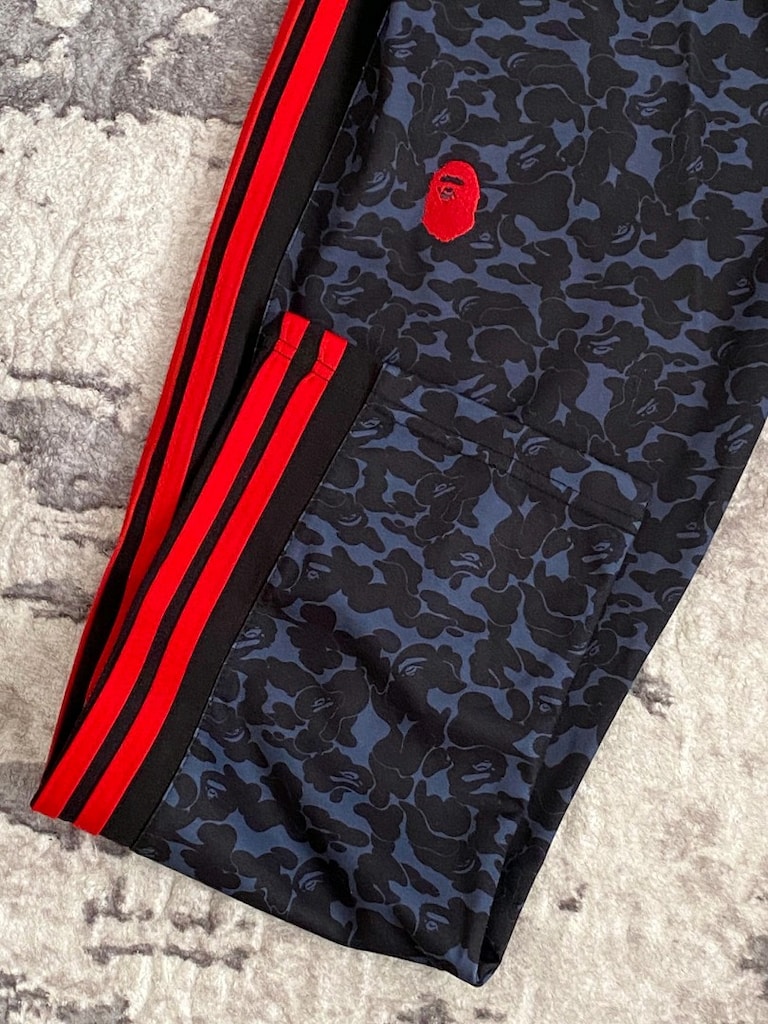 Adidas x BAPE Kamuflaj Desenli Kırmızı Detaylı Eşofman Takımı - 2