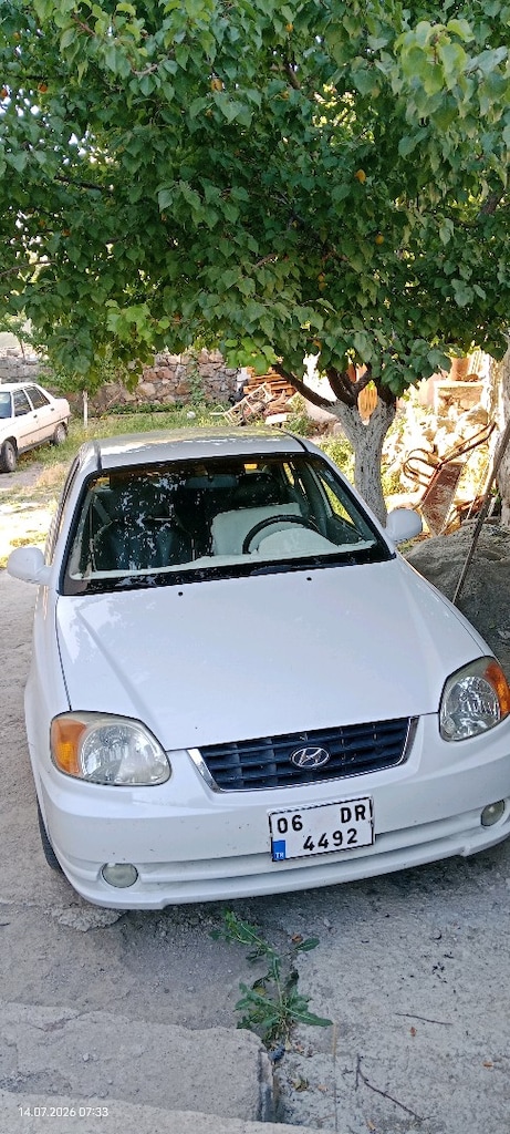 1.6 Hundai Admira2003km 218900 - 2
